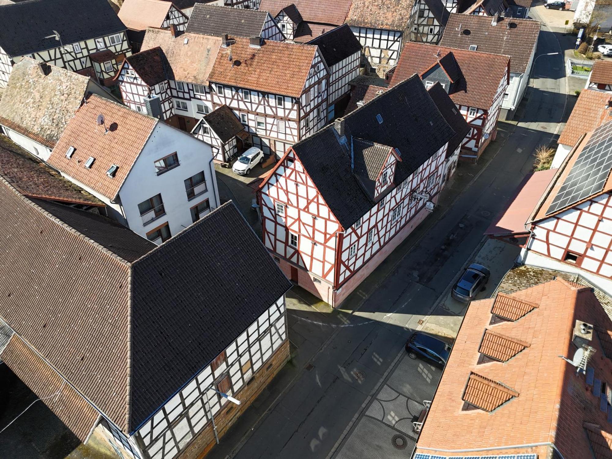 Zur Goldenen Krone Pension Stadtallendorf Zewnętrze zdjęcie